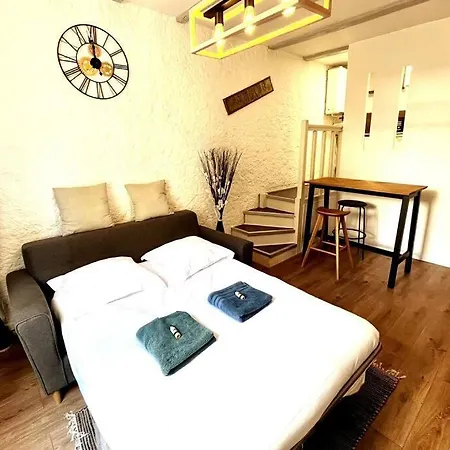 아파트 Studio En Plein Coeur De La Vieille *